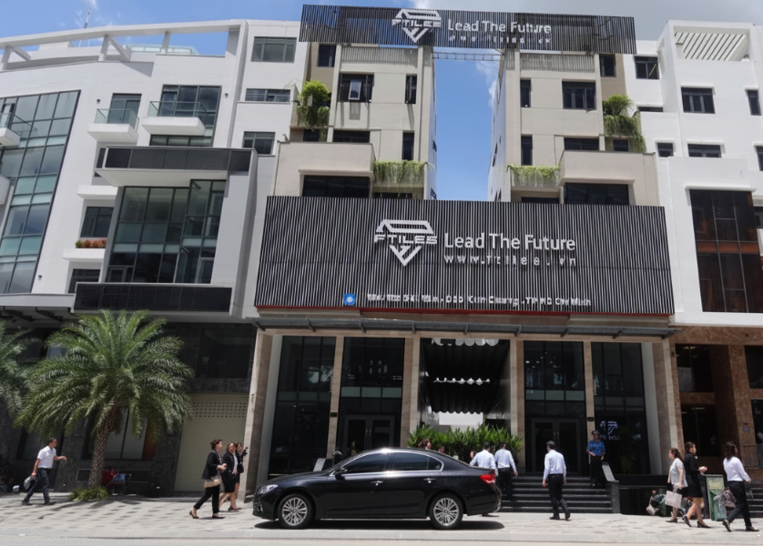 Showroom Gạch FTILES – Quận 2 & Thủ Đức | Mua Gạch Ốp Lát Cao Cấp Gần Bạn